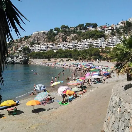 Vista Marina - 2 Bedrooms Sleeps 4